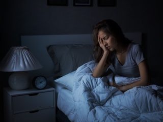 10 Penyebab Susah Tidur Siang dan Malam